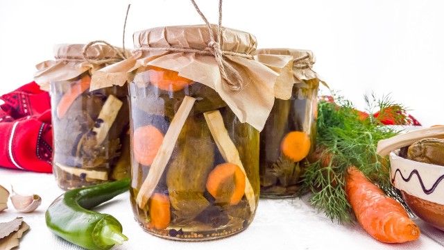 Salata de catraveti murati