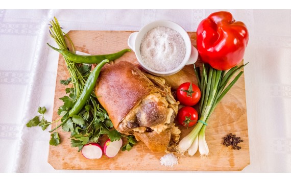 Ciolan de porc afumat